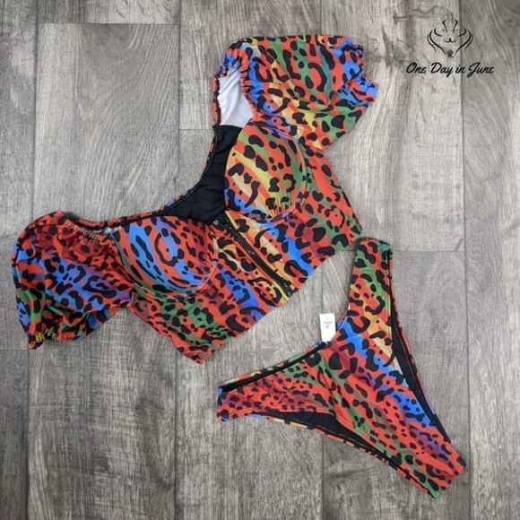 Peddney High Cut Zip Front Bikini Swimsuit Size M - Picture 3 of 4